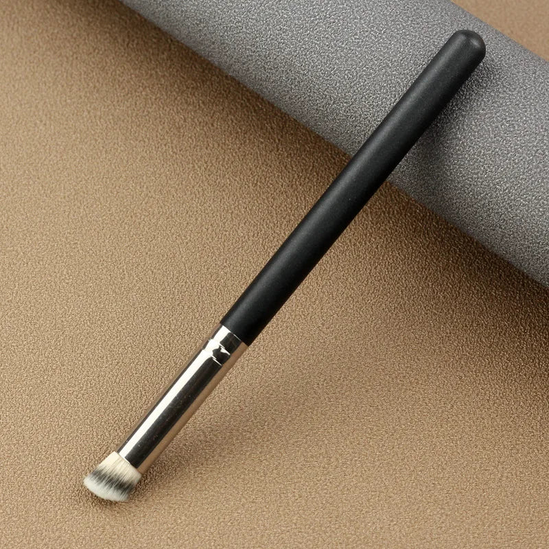 LOYBJ 170 Synthetic Foundation