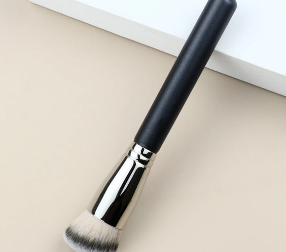 LOYBJ 170 Synthetic Foundation