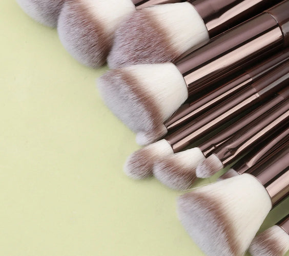 11pc Wood-Handle Brush Set