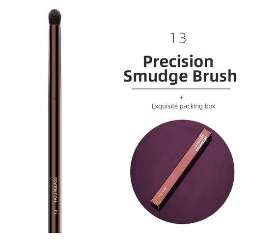 Hourglass HG Multiuse Brush