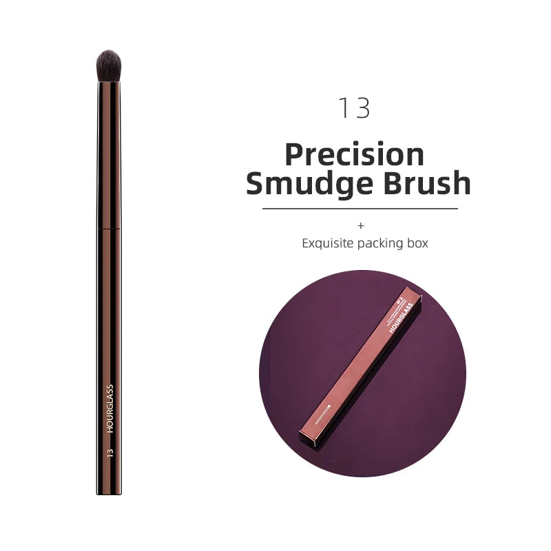 Hourglass HG Multiuse Brush