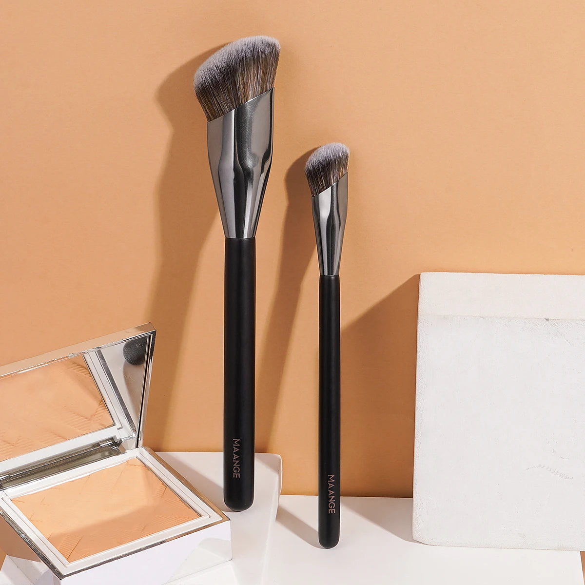 MAANGE Synthetic 2pc Brush - Beauty Bae