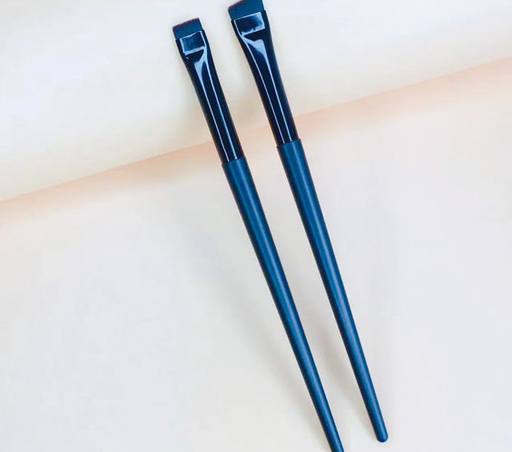 Thin Angled Brow Brush
