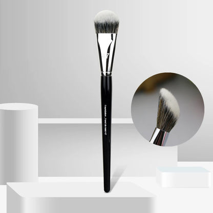 47 Synthetic Foundation Brush - Beauty Bae