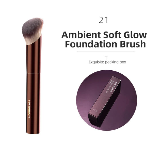 Hourglass HG Multiuse Brush