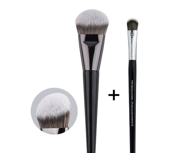 47 Synthetic Foundation Brush
