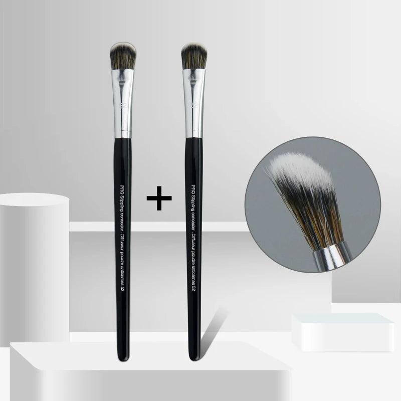 47 Synthetic Foundation Brush