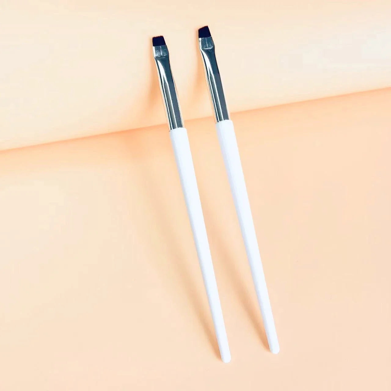 Thin Angled Brow Brush - Beauty Bae