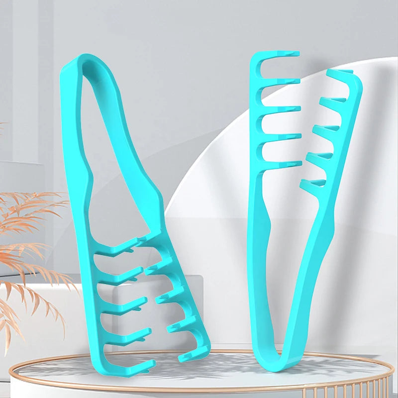 Wide-Tooth Volumizing Comb