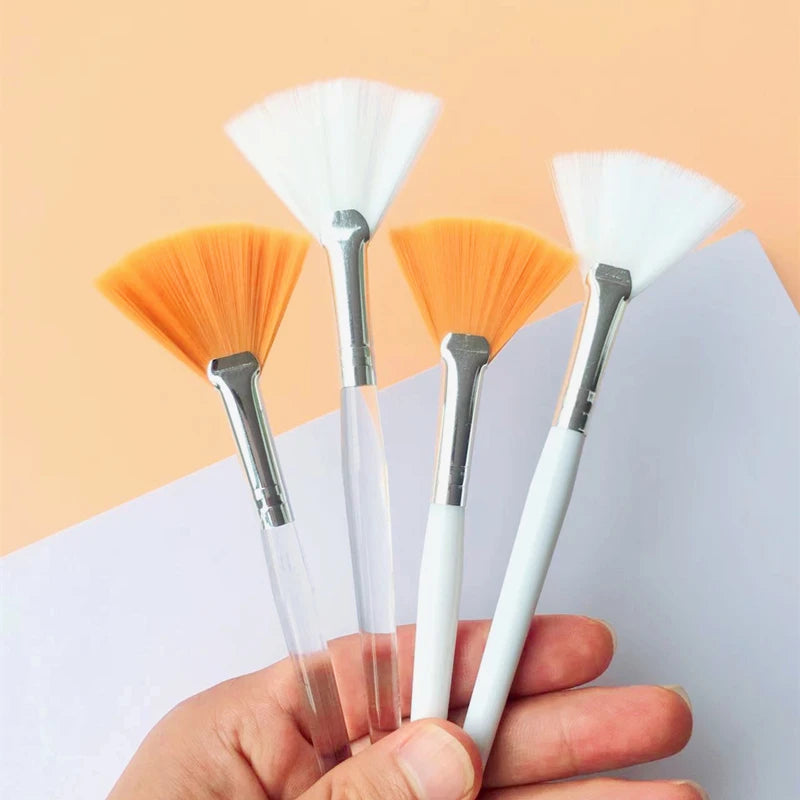 Fan Nylon Foundation Brush