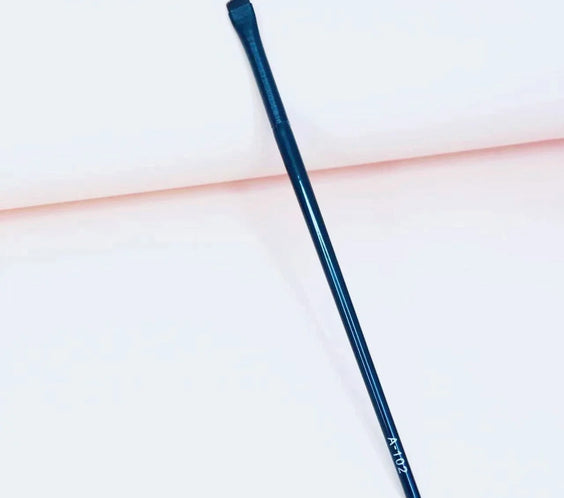 Thin Angled Brow Brush