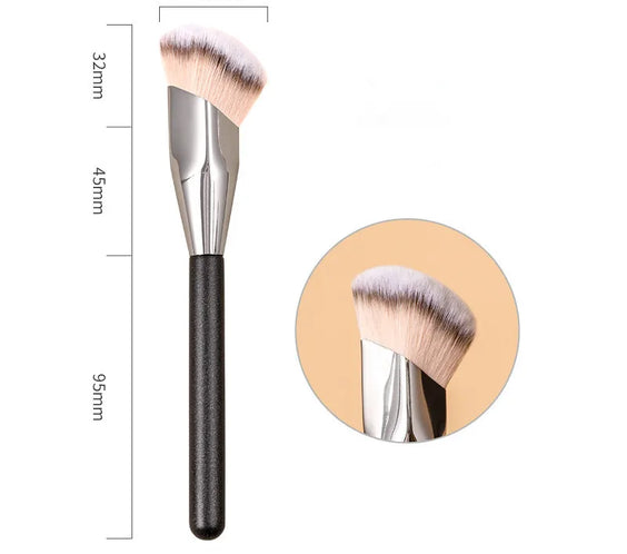 Oblique Foundation Brush