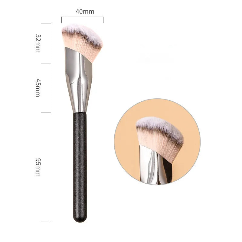 Oblique Foundation Brush
