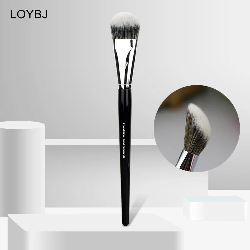 47 Foundation Brush synthetic bristles wood handle aluminum alloy ferrule 19.5cm broom head