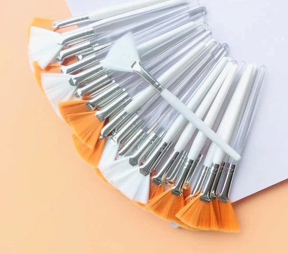 Fan Nylon Foundation Brush