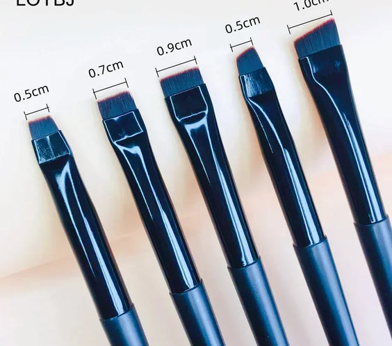 Thin Angled Brow Brush