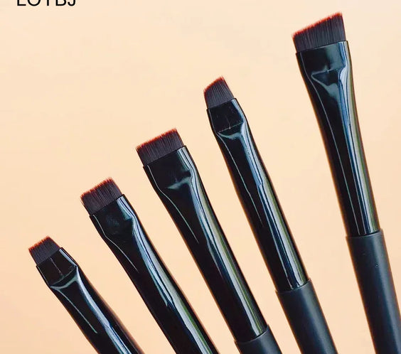 Thin Angled Brow Brush