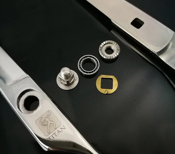 TITAN 440C Hair Cutting Shear