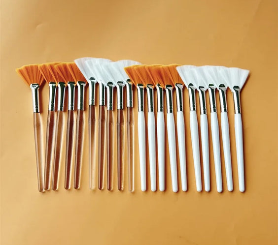 Fan Nylon Foundation Brush