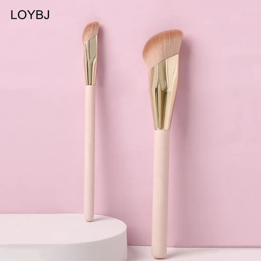 Oblique Foundation Brush