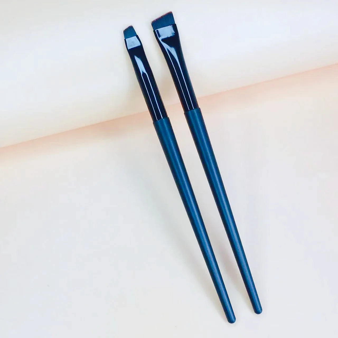 Thin Angled Brow Brush