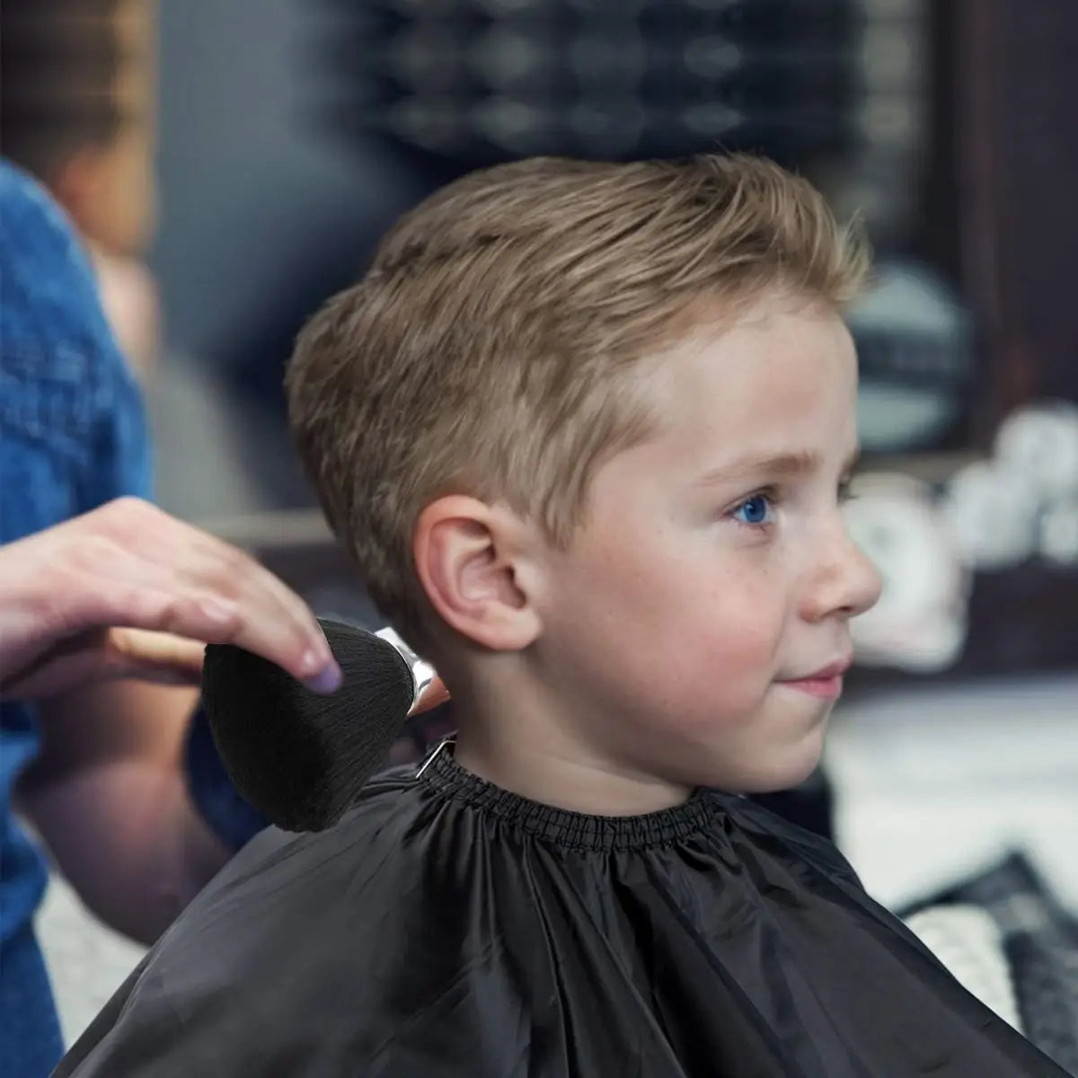 Black Polyester Salon Cape