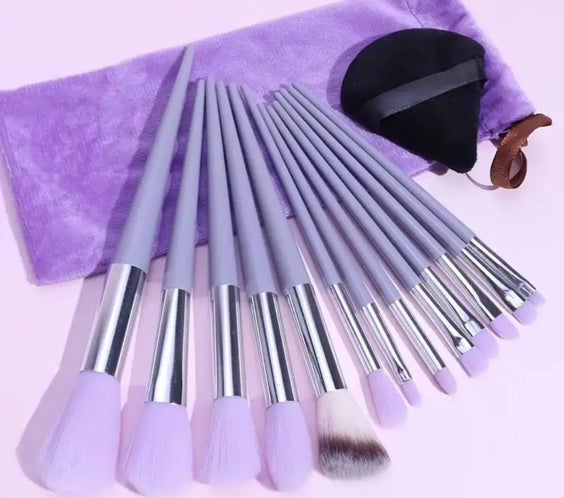 13pc Purple Vegan Brush Kit 13 synthetic brushes 1 black velvet blending sponge 16cm purple handles glossy gift box
