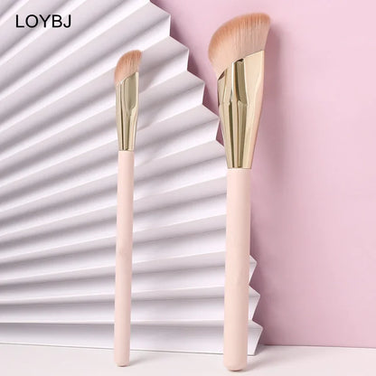 Oblique Foundation Brush - Beauty Bae