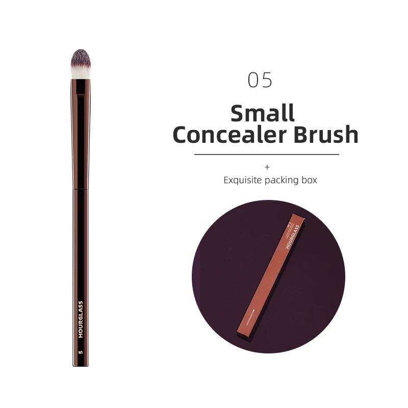 Hourglass HG Multiuse Brush