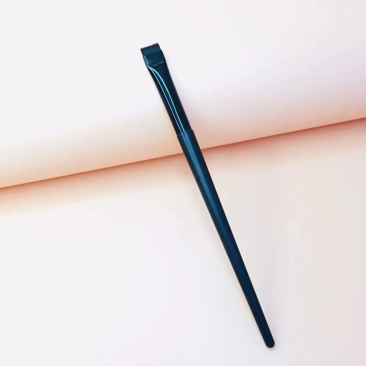 Thin Angled Brow Brush - Beauty Bae