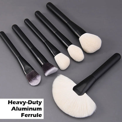 Goat Hair Brush Set Wood - Beauty Bae