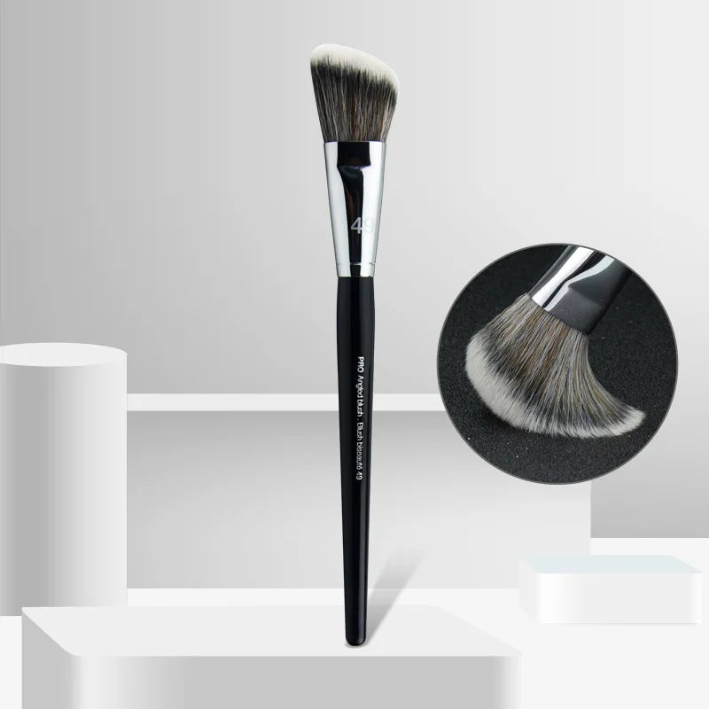 47 Synthetic Foundation Brush