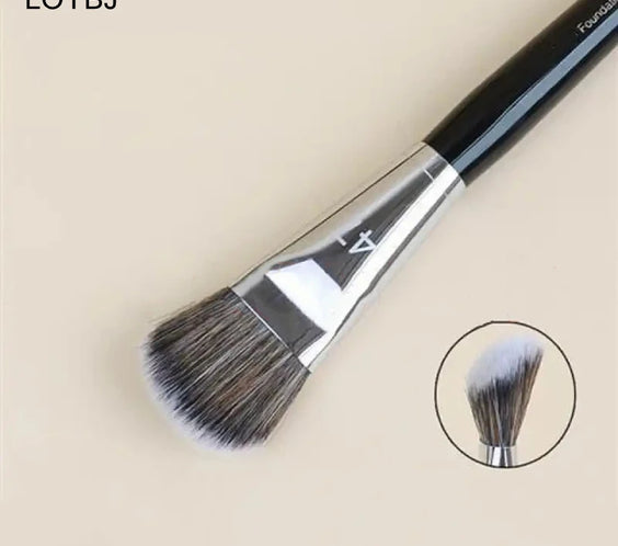 47 Synthetic Foundation Brush