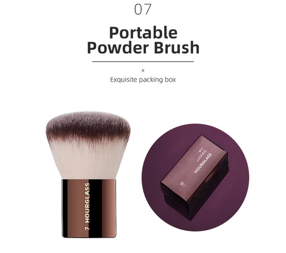 Hourglass HG Multiuse Brush