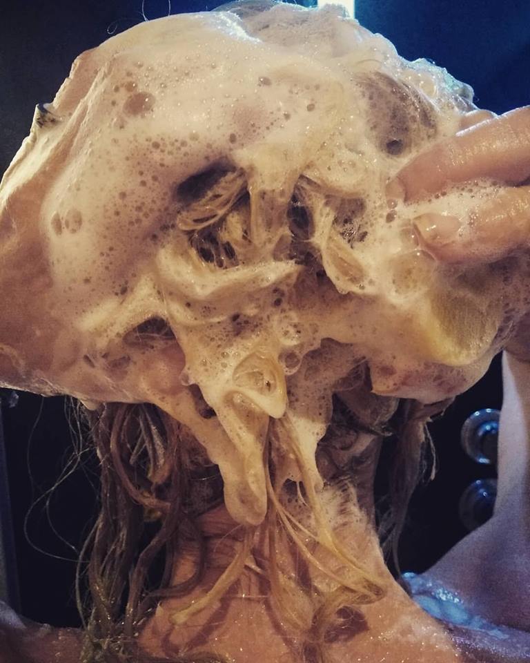 Charcoal Spa Solid Shampoo - 60g.