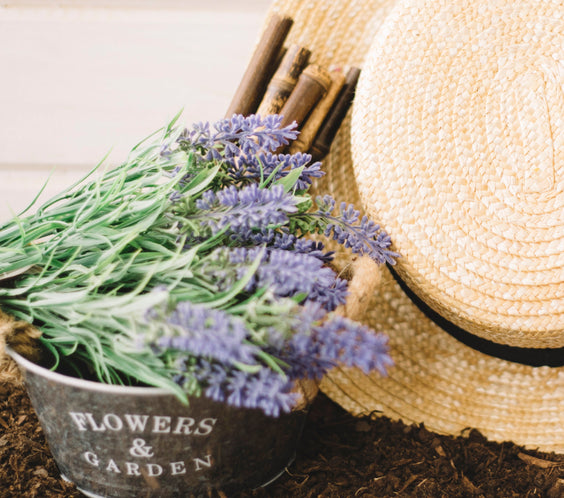 Organic Certified Solid Soap - Lavender & Rosemary with Lavender flowers 90g.