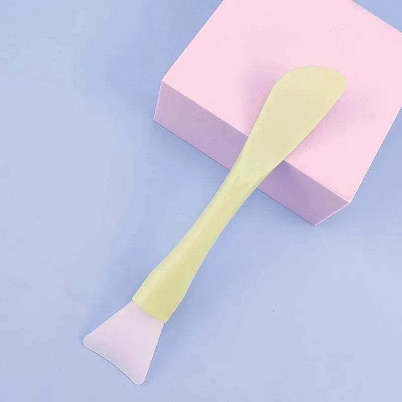 Soft Silicone Face Mask Applicator Brush	Mess-Free & Even Application.